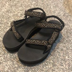 Leopard Teva 9 US platform